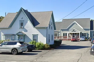 65 Camp St 1
