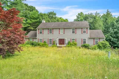 427 S Mountain Rd