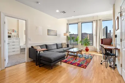 7 Central Sq #303