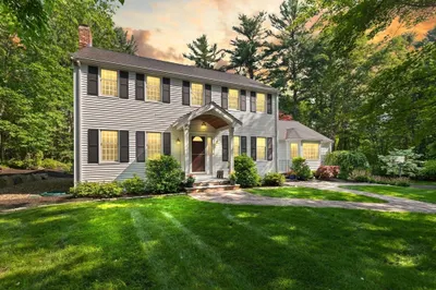 8 Glen Dr 1
