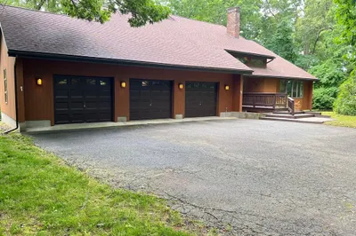 111 Boston Rd