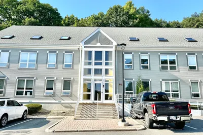 491 Maple St #109&110