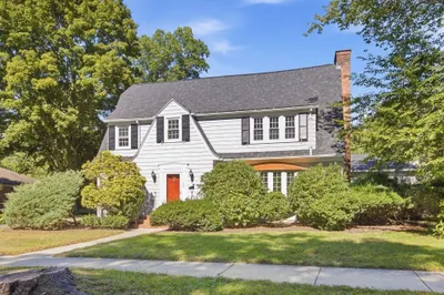 128 Meadowbrook Rd 1