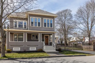 26 Cedar St #2 1