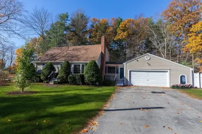 805 Burt Street 1