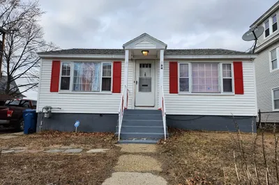 94 Dorchester St