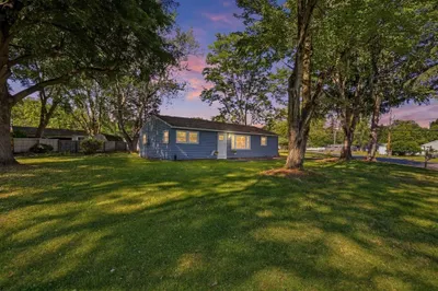 43 Sunridge Dr