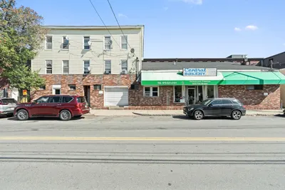 46-48 Walnut St 1