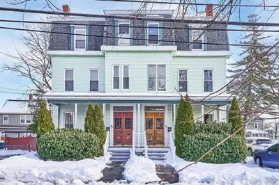 77 Cottage St #77 1