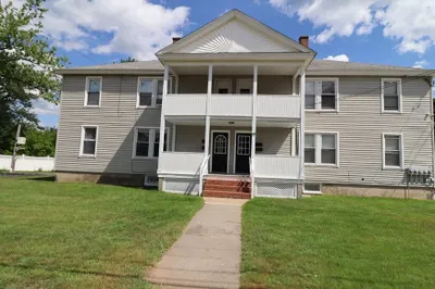 19 Cross Street #1R 1
