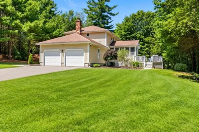 74 Lakeview Rd 1