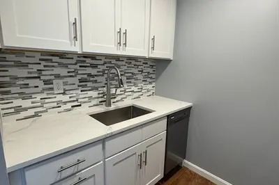 133 Commander Shea Blvd #512