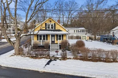 143 Commonwealth Ave