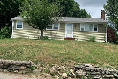 98 Sunshine Dr