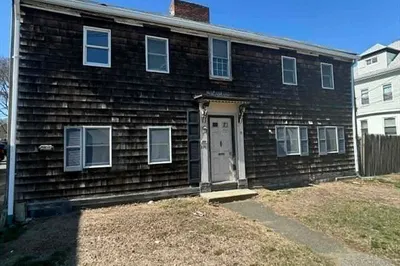 239 Maple St