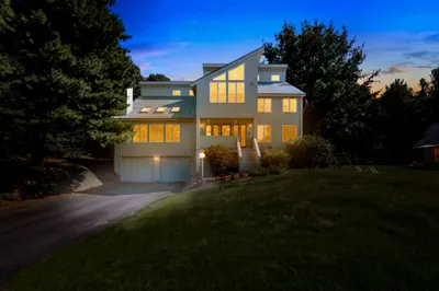 48 Hickory Dr 1