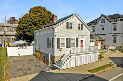 143 Mill St
