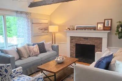14 Indian Road 1