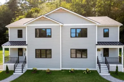 27 Rollins St #B 1