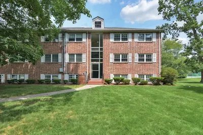 39 Farrwood Ave #1 1