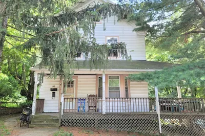 53 Madison St 1