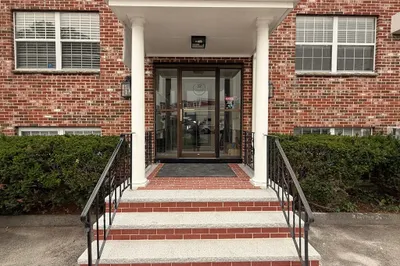 32 Bradford Street #17 1