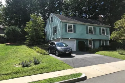 17 Echo Street