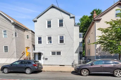 44 Warren St 1
