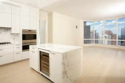 1 Franklin St #4307