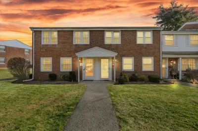 119 Coventry Circle #119 1