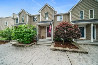17 Fairfield Park #17 1