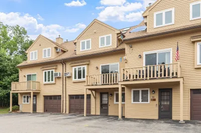 57 Casablanca Ct #57 1