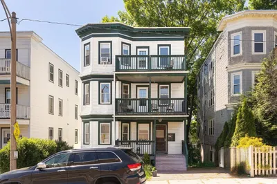 25 Child St #2