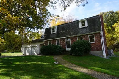 28 Depot St 1