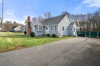 57 Bay State Cir