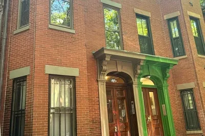 10 Wellington St #3F