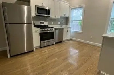 46 Sheridan Street #3