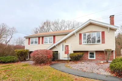 194 Ewing Dr