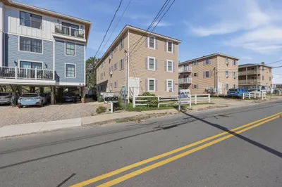 20 Cable Ave #16 1