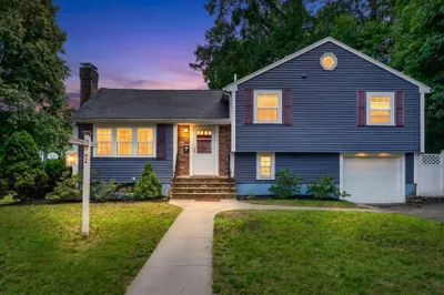 46 Windsor Rd 1