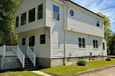 701 Mill St 1