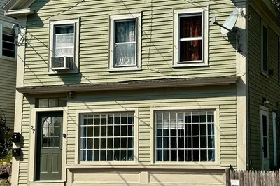 27 Elm Street 1