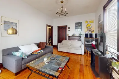 39 Temple St #1