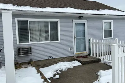 1066 James St #1066