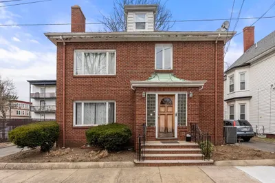 36 Nahant Pl #1