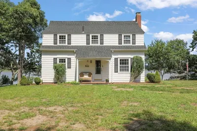 16 Salt Marsh Ln 1