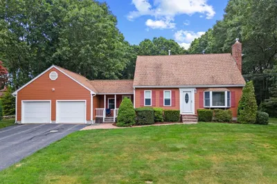30 Betty Phillips Circle 1