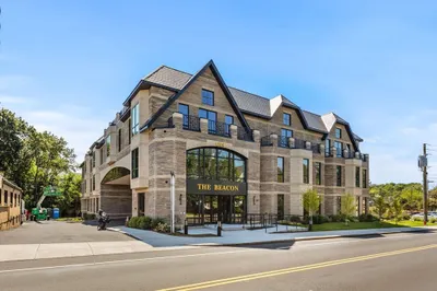 1114 Beacon St. #206