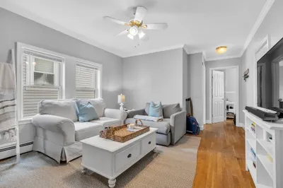 180 W 8th St #2