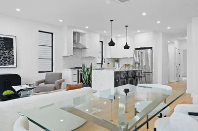 22 White St #2